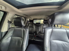 Cargar imagen en el visor de la galería, Toyota Prado Txl Modelo 2020
