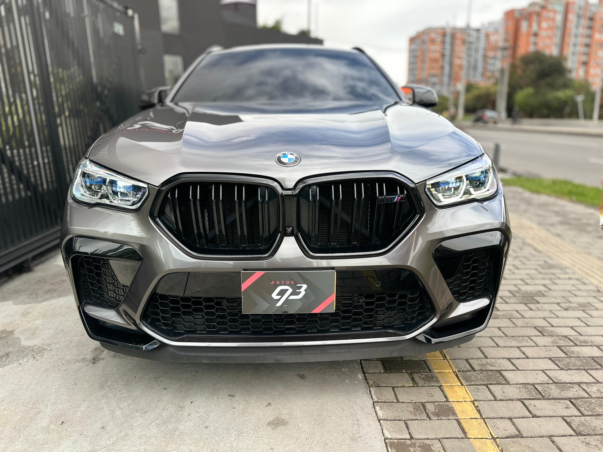 BMW X6 M COMPETITION Modelo 2023 - Autos 93