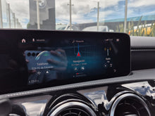 Cargar imagen en el visor de la galería, Mercedes-Benz A200 Modelo 2019
