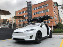 Cargar imagen en el visor de la galería, Tesla Model X Long Range 2020 (Precio en USD) - Autos 93
