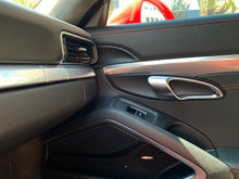 Cargar imagen en el visor de la galería, Porsche 911 Carrera S Coupé Modelo 2017
